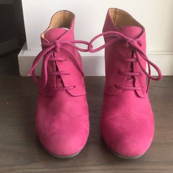 Margiela MM6 Pink Suede Booties With Cutout - Picture 1 of 5